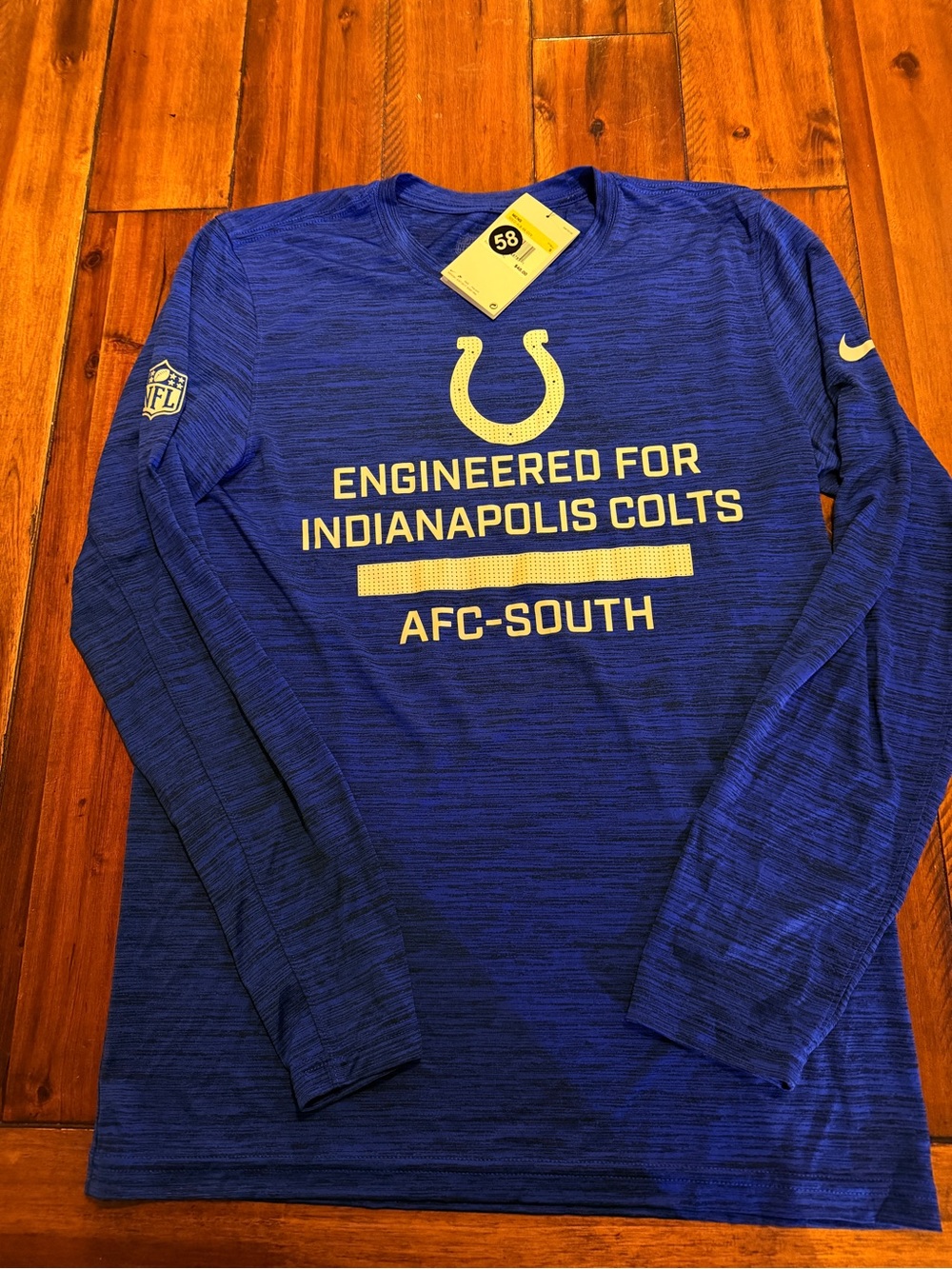 Men’s size small Indianapolis Colts Long Sleeve Performance Shirt - Blue